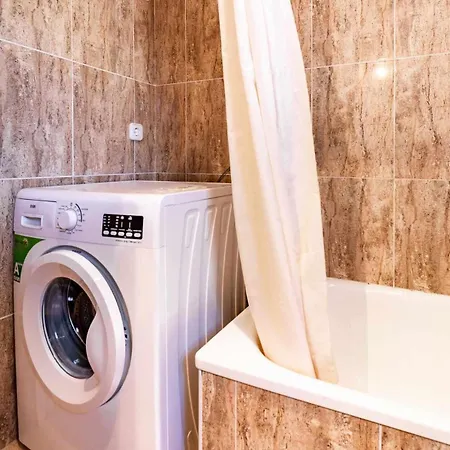 Pinassa 3 Apartamento Con Jardin Privado